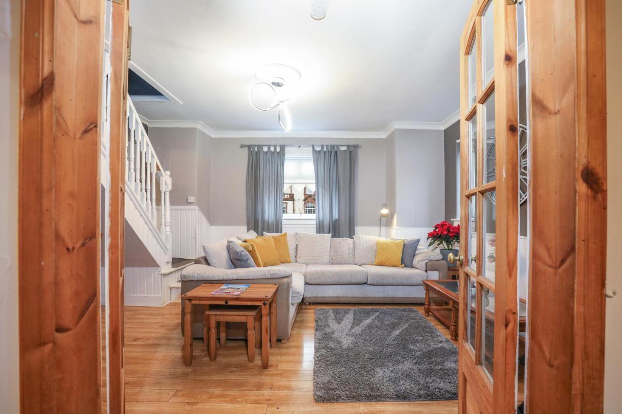 Beautiful 4 Bedroom Cottage - Ideal Location - Free Parking Edinburgh Exterior photo